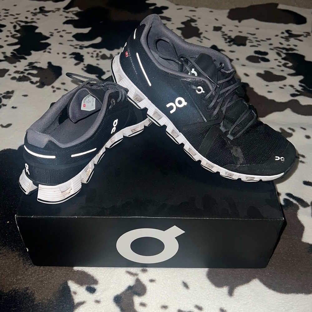 Womens on cloud shoes
